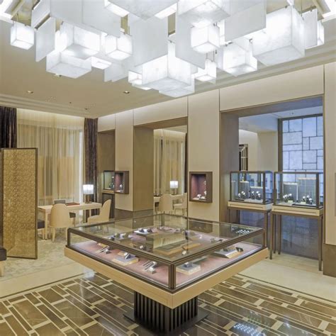 patek philippe salon reviews.